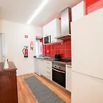 Lis Apartments